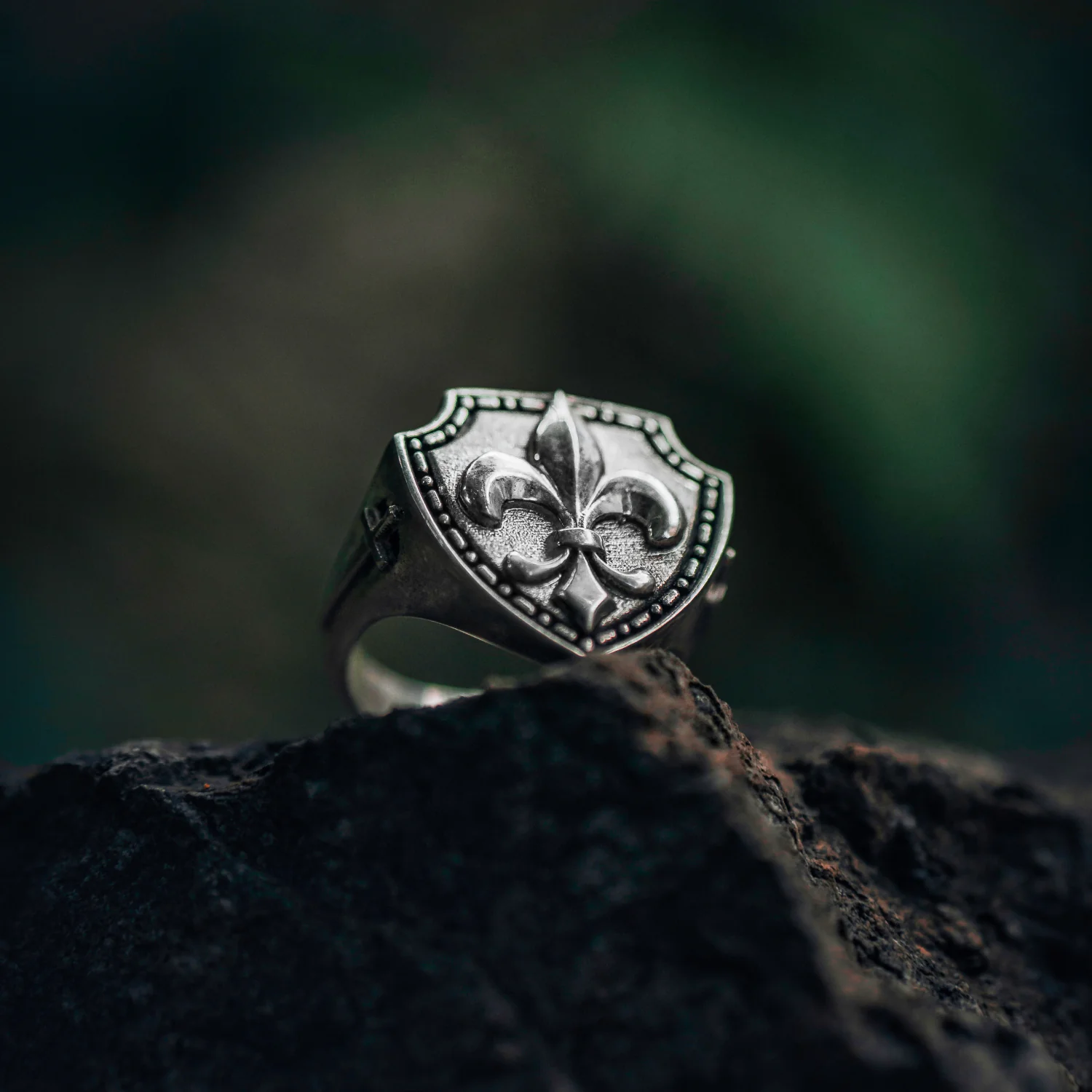 Chevalière Fleur de Lys "Regalia" - Image 3